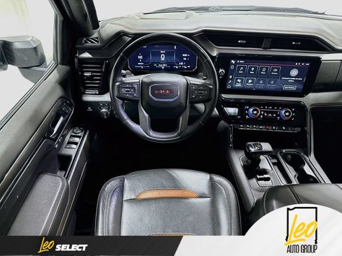 Used 2024 GMC Sierra 1500 AT4 w/ Technology Package AWD/4WD image 27