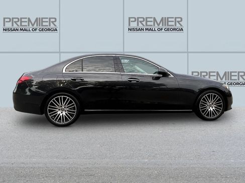 Used 2022 Mercedes-Benz C 300 Sedan image 8