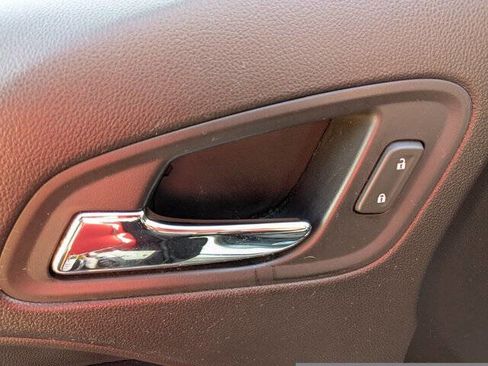 Used 2019 Chevrolet Colorado ZR2 image 13