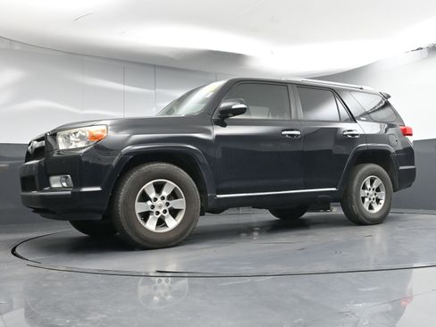 Used 2013 Toyota 4Runner SR5 image 18