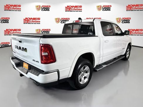 Used 2025 RAM 1500 Big Horn AWD/4WD image 17