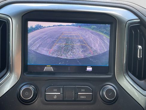 Used 2021 Chevrolet Silverado 1500 LT AWD/4WD image 26