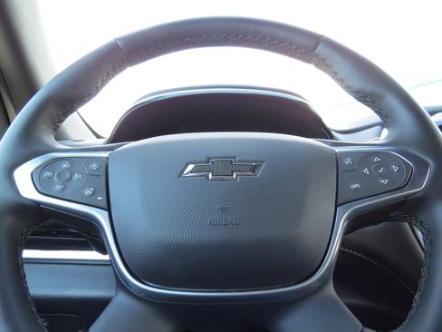 Certified 2023 Chevrolet Traverse Premier w/ Redline Edition image 23