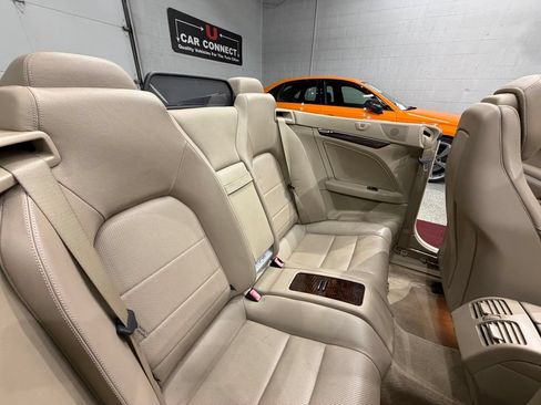 Used 2011 Mercedes-Benz E 350 Cabriolet image 28