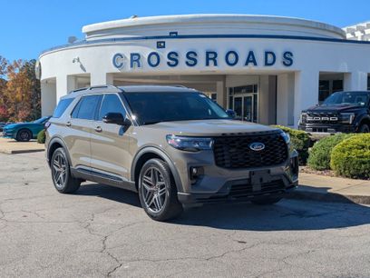 New 2026 Ford Explorer ST-Line w/ ST-Line Street Pack