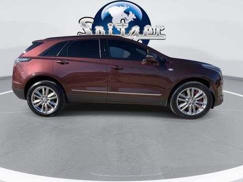 Used 2022 Cadillac XT5 Sportv w/ Technology Package image 10