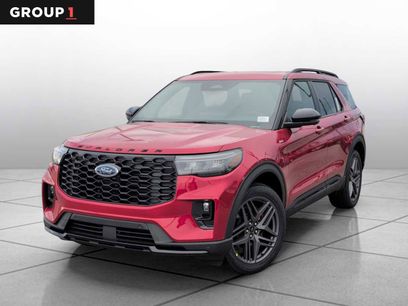 New 2025 Ford Explorer ST-Line w/ Premium Package