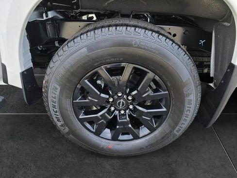 New 2026 Nissan Frontier SV w/ SV Convenience Package AWD/4WD image 12