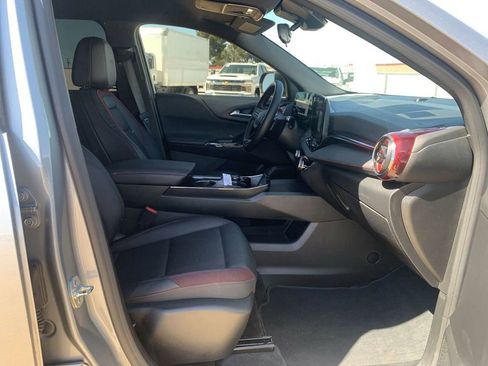 Certified 2026 Chevrolet Equinox RS image 26