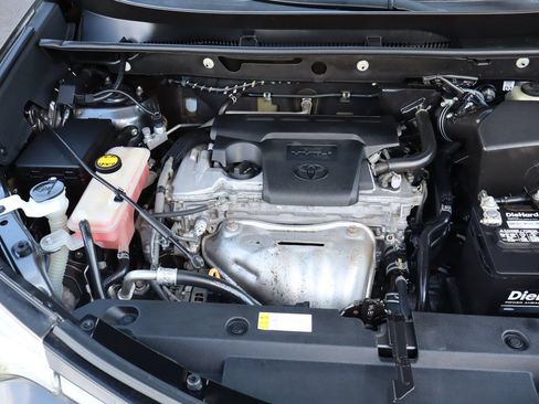 Used 2017 Toyota RAV4 Limited AWD/4WD image 39