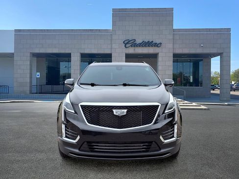 Used 2022 Cadillac XT5 Sportv w/ Platinum Package AWD/4WD image 2