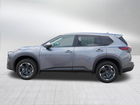 Used 2026 Nissan Rogue SV w/ Cold Weather Package AWD/4WD image 4