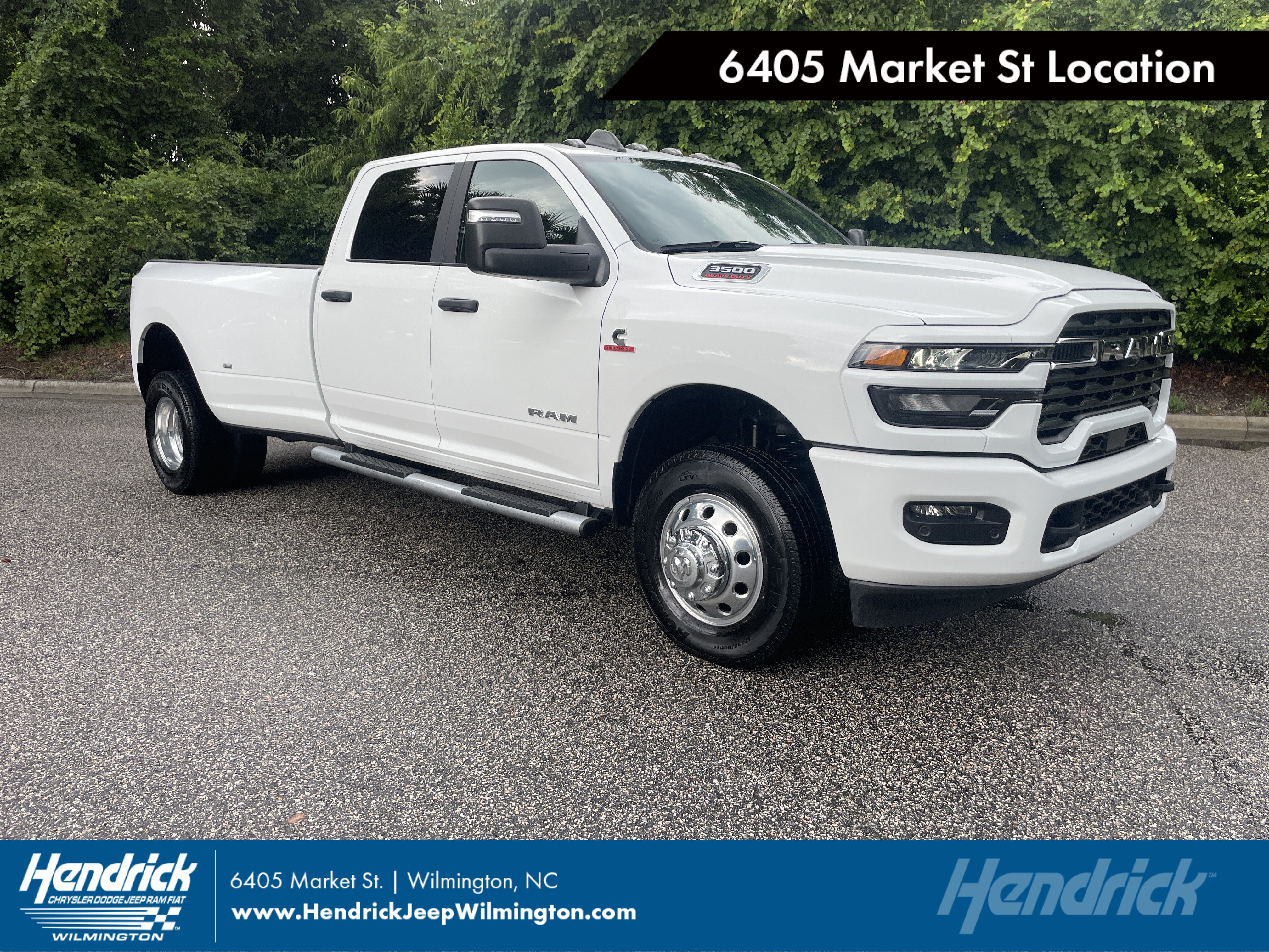 Used 2026 RAM 3500 Big Horn AWD/4WD image 1
