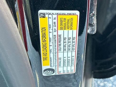 Certified 2025 GMC Terrain Elevation w/ Elevation Premium Package AWD/4WD image 31