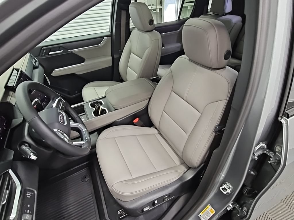 New 2026 GMC Acadia Elevation w/ Black Edition FWD image 28