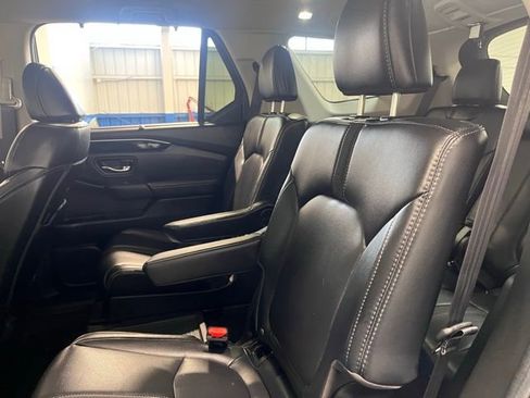 Used 2024 Honda Pilot EX-L image 17