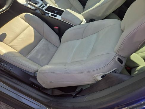 Used 2013 Volvo C30 T5 FWD image 7