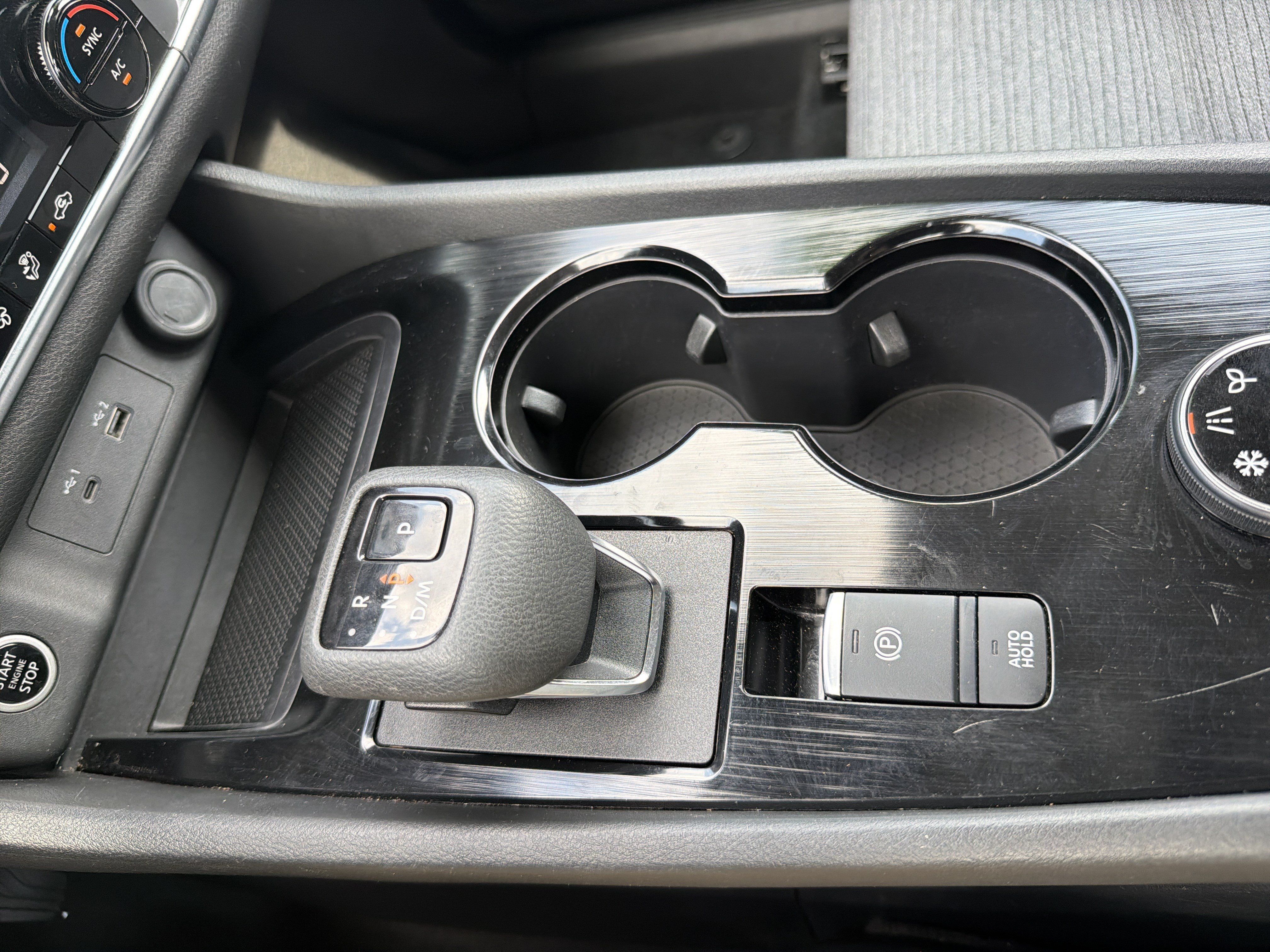 Used 2023 Nissan Rogue SV AWD/4WD image 9
