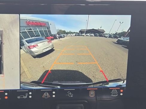 Used 2025 GMC Sierra 3500 Denali w/ Denali Reserve Package AWD/4WD image 22