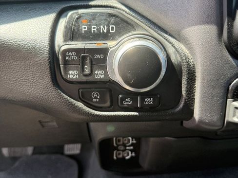 Used 2023 RAM 1500 Big Horn image 13