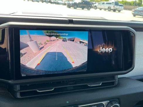 Used 2025 Jeep Wrangler Unlimited Sport S 4xe AWD/4WD image 20