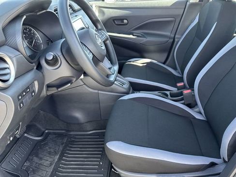 Used 2025 Nissan Versa S w/ Trunk Package image 11
