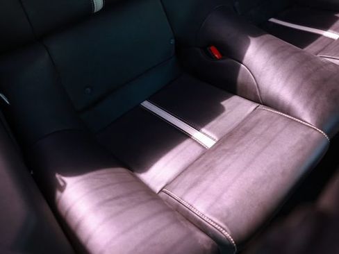 Used 2010 Ford Mustang GT Premium RWD image 15