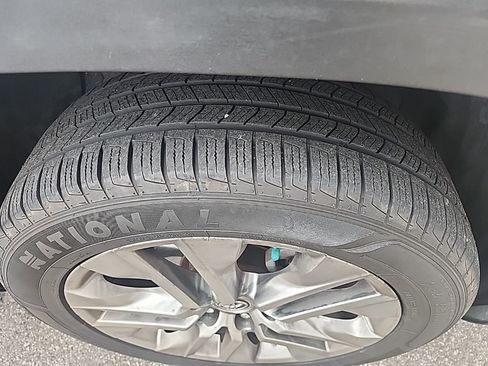 Used 2019 Toyota RAV4 Limited w/ Advanced Technology Package image 6