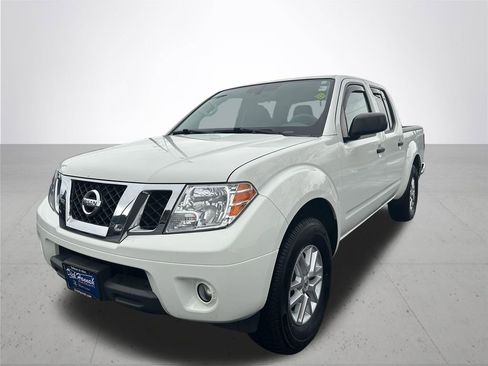 Used 2019 Nissan Frontier SV w/ Value Truck Package image 2
