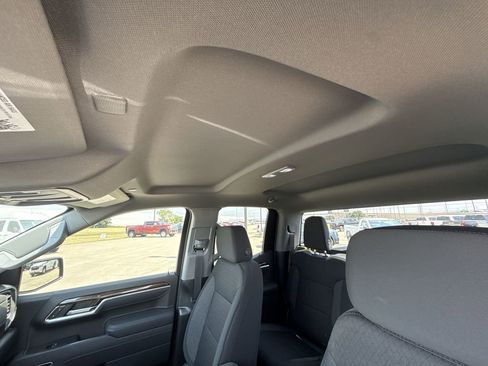 New 2026 GMC Sierra 1500 Elevation image 18