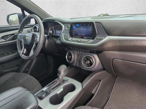 Used 2021 Chevrolet Blazer LT image 22