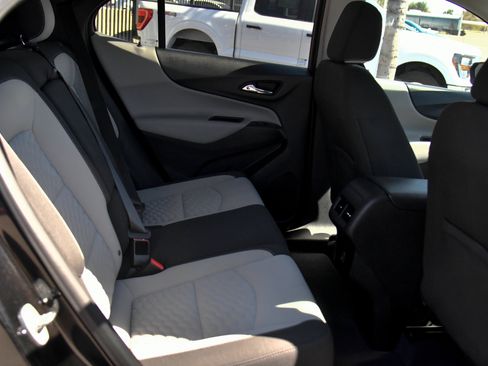 Used 2019 Chevrolet Equinox LT FWD image 39