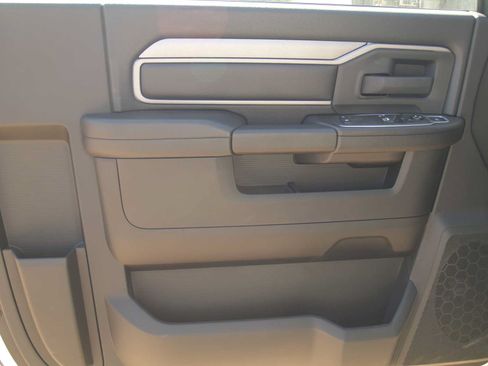 Used 2024 RAM 3500 Tradesman RWD image 17