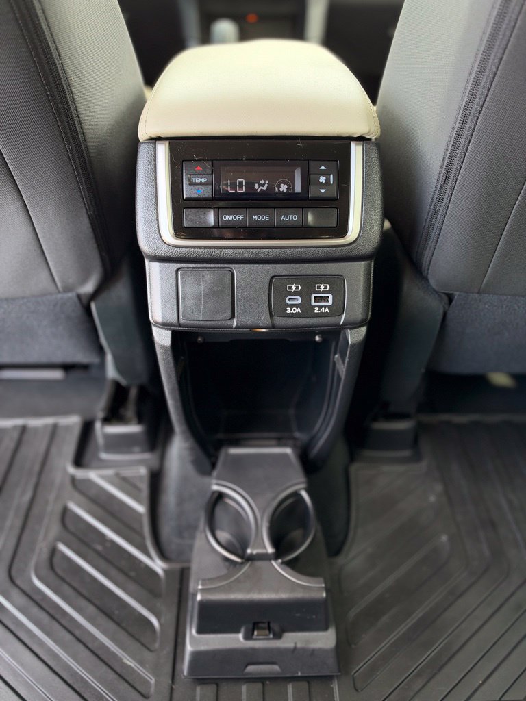 Used 2025 Subaru Ascent Premium w/ Premium Package AWD/4WD image 35