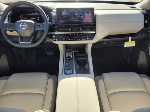 New 2026 Nissan Pathfinder SL AWD/4WD image 9