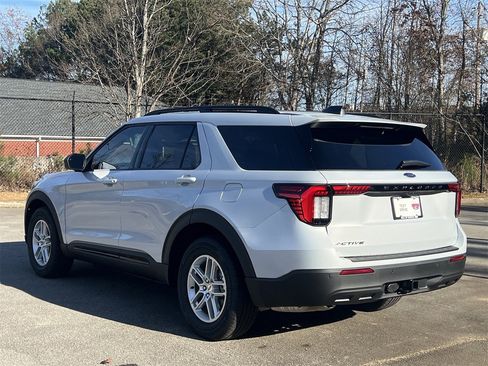 New 2026 Ford Explorer Active image 23