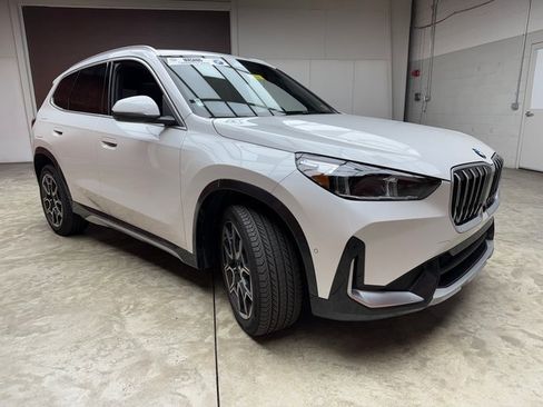 Certified 2025 BMW X1 xDrive28i image 7
