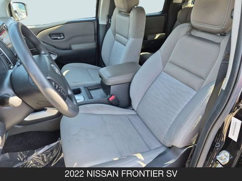 Used 2022 Nissan Frontier SV AWD/4WD image 14