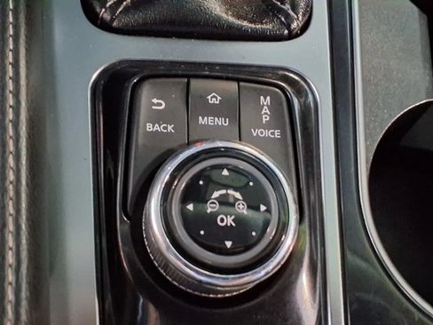 Used 2020 Nissan Maxima 3.5 SV w/ Floor Mat Group FWD image 21