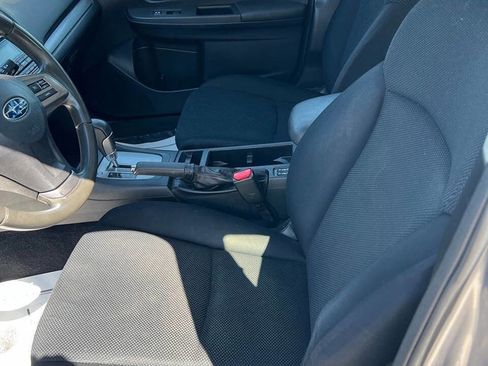 Used 2014 Subaru Impreza 2.0i Premium AWD/4WD image 2