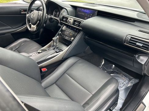 Used 2017 Lexus IS 300 AWD w/ Navigation System Package image 10