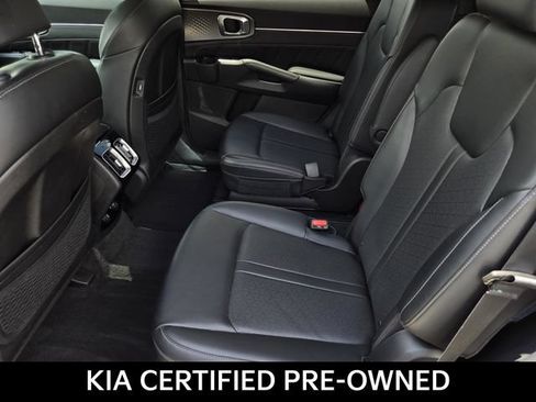 Certified 2023 Kia Sorento SX AWD/4WD image 14