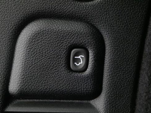 Certified 2024 Dodge Durango GT image 11