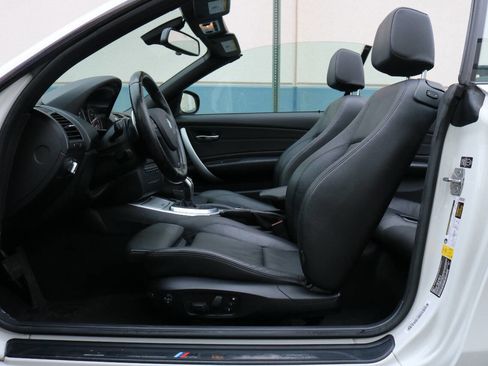 Used 2013 BMW 135i Convertible image 34