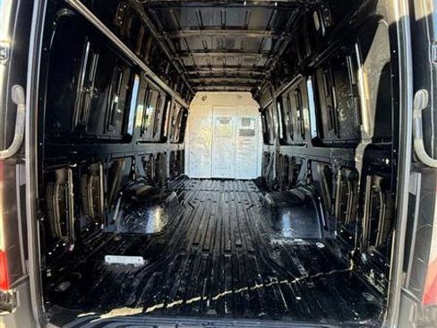 Used 2019 Mercedes-Benz Sprinter 170 Cargo w/ Exterior Lighting Package image 12
