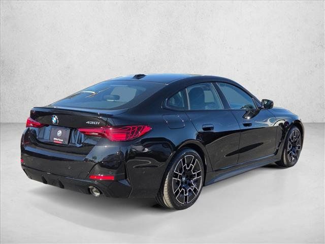 New 2026 BMW 430i w/ M Sport Package RWD image 2