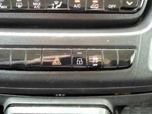 Used 2023 RAM ProMaster 2500 FWD image 38