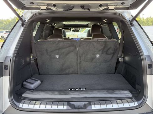Used 2025 Lexus TX 350 AWD w/ Technology Package image 30