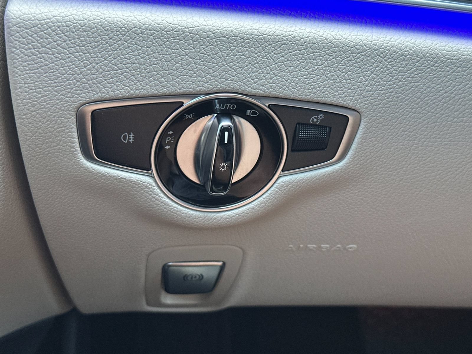Certified 2020 Mercedes-Benz E 350 Sedan image 32