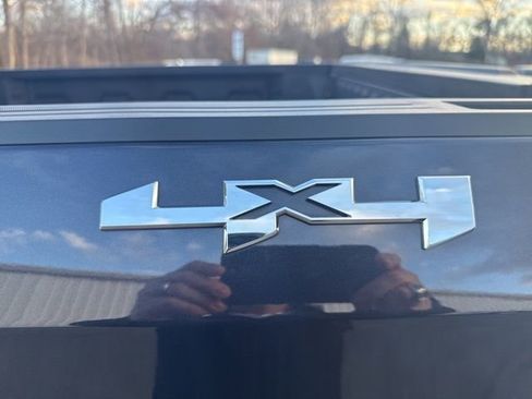 Certified 2025 GMC Sierra 1500 SLT w/ SLT Premium Plus Package image 31